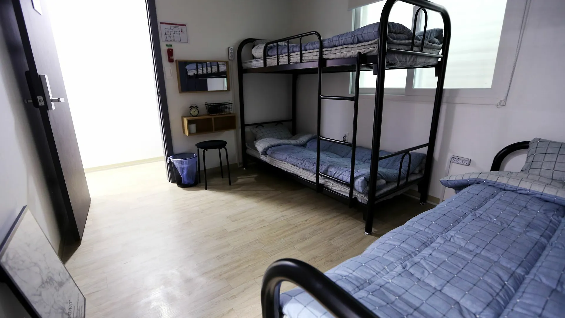 Hi Jun Guesthouse Seoul Hotell