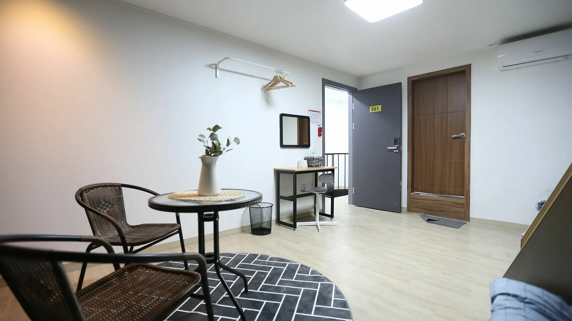 Hi Jun Guesthouse Seoul Hotell